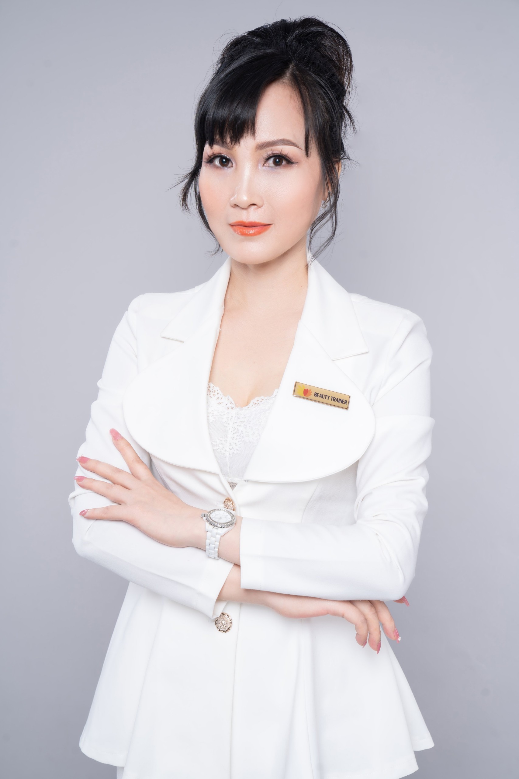 Lãnh đạo Nguyễn Thị Hải Yến